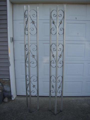 Vtg Original MCM Aluminum Ornate Porch Supports Upright Corner Supports Set of 2 Cover