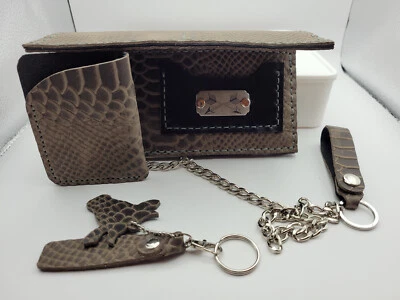 Cartera/llavero portatarjetas de cuero hecho a mano y cosido a mano para motociclista o camionero Foto 1 de 4