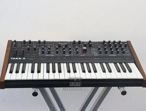 Sequential Take 5 - 44 Tasten Analog Synthesizer + OVP + 1 Jahr Gewährleistung - Bild 1 von 7