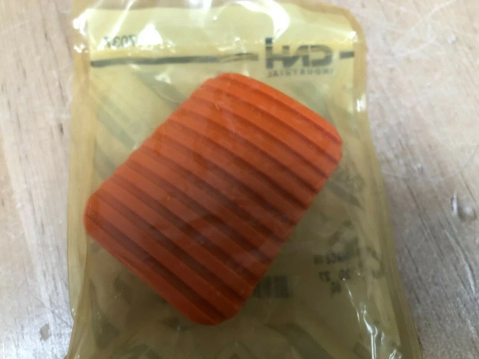 New OEM New Holland Pedal Part # 84250071