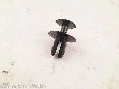 1994-1999 MERCEDES-BENZ S320 S420 S500 W140 ~ RIVET CLIP ~ OEM PART - Image 1 of 4