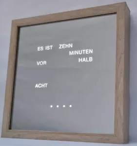 Wortuhr- Uhr mit Wortanzeige- Holzrahmen - Wörteruhr- Standuhr-Wanduhr-wordclock - Bild 1 von 8