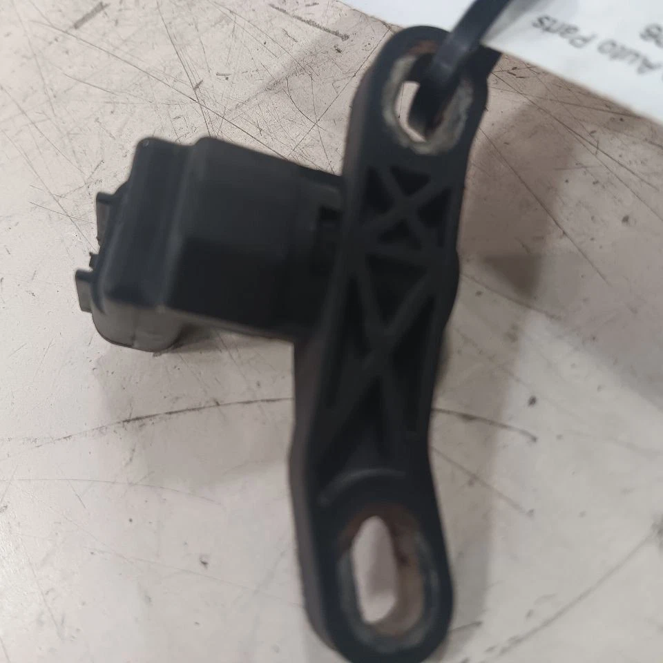 Sensor de posición del cigüeñal Ford Focus 2.0 2018 2017 2016 2015 Foto 1 de 4