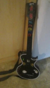 Microsoft Xbox 360 Guitar Hero Wireless Les Paul Guitar Controller 95123.805 - Bild 1 von 8