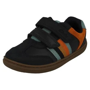 Zapatos informales de cuero con gancho y correa de bucle ""Flash Den T & K"" para niños Clarks - Imagen 1 de 18