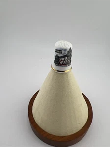 Dedal de porcelana de hueso fino inglés Tower Bridge de colección ¡¡Nuevo LEER!!! - Imagen 1 de 4