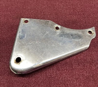 PLACA MOTOR DELANTERA CROMADA TRIUMPH T100 T100R 500 DAYTONA TROPHY F7333 82-7333 Foto 1 de 4