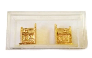 Juego de accesorios en miniatura para casa de muñecas de sujetalibros de cabaña de troncos en tono dorado de 5/8 pulgadas - Imagen 1 de 3