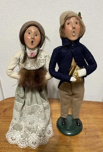 Christmas Byers Choice The Carolers Man Woman Vintage 1997 Holiday Decorations - Afbeelding 1 van 15