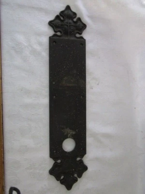 RARO 1909 Antiguo Hierro Fundido 16 pulgadas Placa de puerta de diseño CREMONA, Norwalk Lock Co. Foto 1 de 4