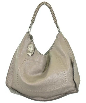 Bolsos de mano FENDI beige 2200591542080 Foto 1 de 4