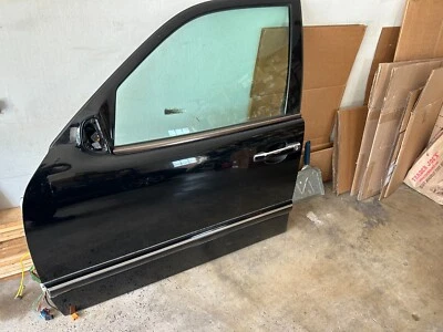2002 MERCEDES E320 W210 DRIVER FRONT LEFT DOOR  PARTS CAR 96 97 98 99 00 01 02 - Image 1 of 4