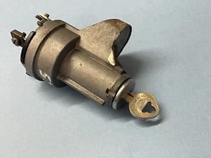 1952 1953 Delco Remy Oldsmobile Ignition Switch Super Deluxe 88 98 - Picture 1 of 4