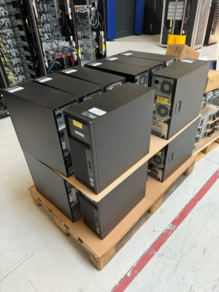 HP Z240 Workstation Xeon E3-1225 v5 3,3 GHz 4 core - L8T12AV - Image 1 of 1