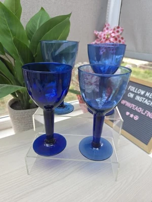 4 x Vintage Cobalt Blue Handmade Spanish Rustic Wine Glasses - 7" - Image 1 of 4