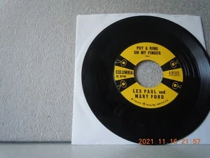 PAUL,LES 7"vinyl...PUT A RING ON MY FINGER/FANTASY...COLUMBIA...VG+...'58 - Foto 1 di 2