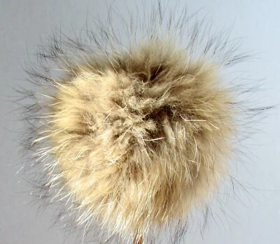 天然毛皮浣熊大尺寸绒球用于帽子、无檐小便帽、钥匙扣、钱包 — 第 1/4 张图片