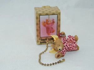 New Fan Pull . Small Friends - Cute Resin Teddy Bear w/ Angel Fairy Wings & Wand - Picture 1 of 7