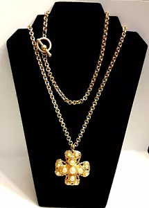 Vintage Faux Pearl Matte Gold Gilt Maltese Cross Couture Necklace - Picture 1 of 16