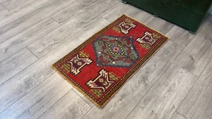 Red Small Rug, Bathroom Rug, Small Entry Rug, Small Oriental Rug, 1.7 x 2.8 ft - Picture 1 of 9