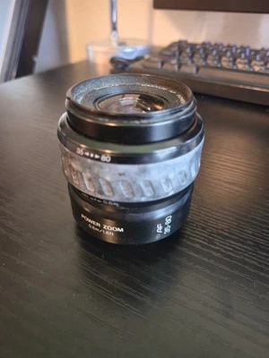 Lente zoom eléctrico AF Minolta Maxxum 35-80 mm 1:4-5,6 1991 de colección 0,5 m/1,6 pies Foto 1 de 3