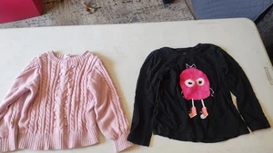 Girls Gap Sweater And Long Sleeve Shirt 5T - Picture 1 of 3