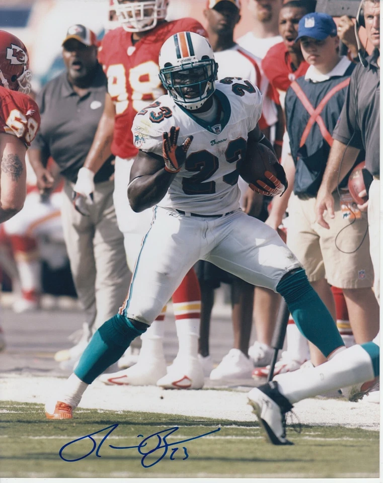 Ronnie Brown #1  8x10 Signed Photo w/ COA  Miami Dolphins - - Изображение 1 из 1