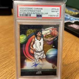 2023 Cosmic Chrome Primo Volo Oro Julian Strawther RC Auto /50 FFS-JS PSA 8 - Foto 1 di 2