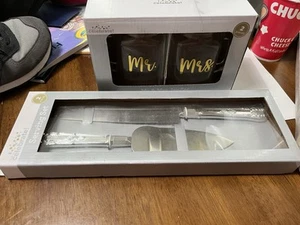 Wedding Mr & Mrs Glass Mugs & Cake Knives - Picture 1 of 3