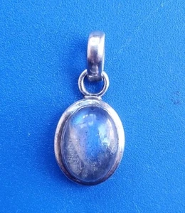 Colgante artesanal vintage de plata de ley 925 con piedra multicolor - Imagen 1 de 4