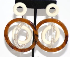 Sobral Gaia Modernismo Sisal White & Faux Tortoise Artist Made Post Earrings - Picture 1 of 7