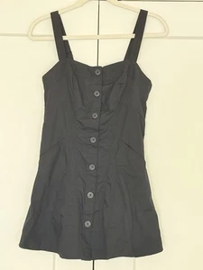 Urban Outfitters mini abito donna piccolo nero con bottoni davanti senza maniche - Foto 1 di 3