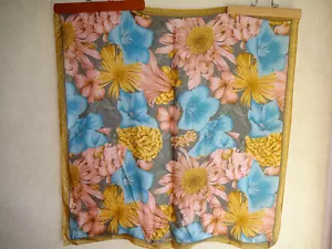 Bufanda floral dorada Elaine para mujer 31" flores cuadradas verde oro rosa azul - Imagen 1 de 5