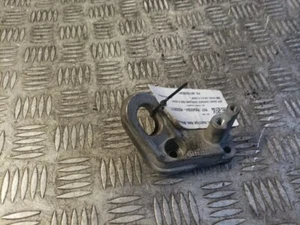 JEEP GRAND CHEROKEE 2001-2005 2.7 DIESEL FUEL INJECTOR RAIL BRACKET A6110782341 - Picture 1 of 4