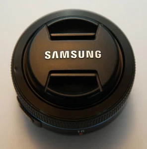 SAMSUNG NX 16mm f2.4 - Picture 1 of 9