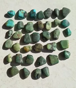 More details for antique tibetan turquoise beads 32 grams 37 pieces 