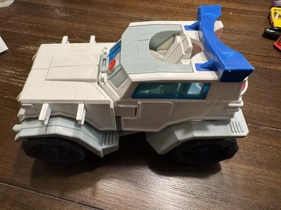 Fisher-Price Imaginext Teen Titans Go! Cyborg & Transforming Battle Rig - Image 1 of 3