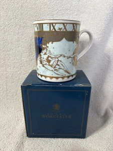 Royal Worcester Millennium Mug by Appointment to Her Majesty Queen Elizabeth II - Picture 1 of 7