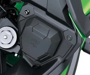 KAWASAKI - Versys 650 - 2025 - USB outlet kit 999941923 - Picture 1 of 2