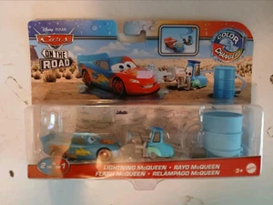 Disney Pixar Cars ON THE ROAD LIGHTNING McQUEEN & Wassertank FARBWECHSLER NEU - Bild 1 von 1