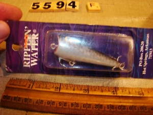 U5594 F RIPPLIN WATER WOODEN FISHING LURE W BOX NIB  NOC HOT SPRINGS ARKANSAS - Picture 1 of 2
