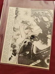 SPACE PHOTO MEXICO PRESS APOLLO NASA RARE BACK STAMP 1969 Apollo 9 Command Modul - Picture 1 of 6