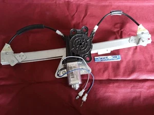 ALZAVETRO ALZACRISTALLO POSTERIORE DX MERCEDES CLASSE C W203 2000- 2PIN LIFTER - Picture 1 of 3
