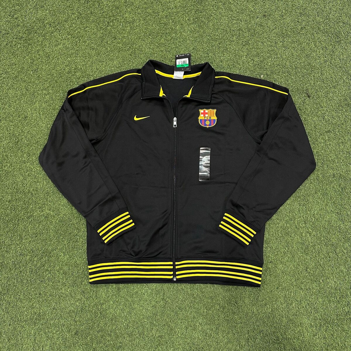 Nike FC Barcelona International Club Soccer Fan Jackets for Nike FC Barcelona International Club Soccer Fan Jackets for