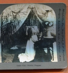 The Child's Prayer Keystone Stereoview Card - Picture 1 of 3