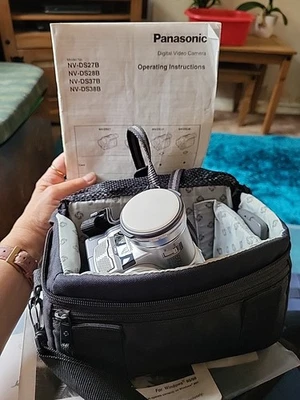 Panasonic NV-DS38 Handheld MiniDV Cassette Camcorder Silver Tested - Image 1 of 2