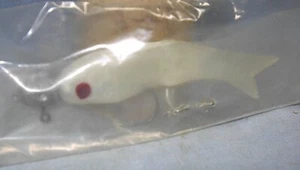 FISHING LURE marked KNIGHT LEAD NOSE WHITE RUBBER FISH NEW OLD STOCK - Picture 1 of 2