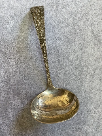 STIEFF ROSE REPOUSSE STERLING SILVER GRAVY LADLE 70 GRAMS Cover