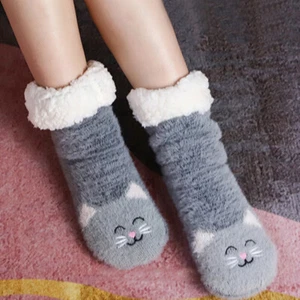 Women Cute Cat Slipper Socks Winter Fluffy Warm Thermal Bed Socks Xmas Gifts US - Picture 1 of 9