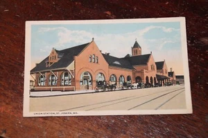 CHICAGO GREAT WESTERN RWY CBQ Union Station St Joe MO Vintage Postcard Unposted - Picture 1 of 2